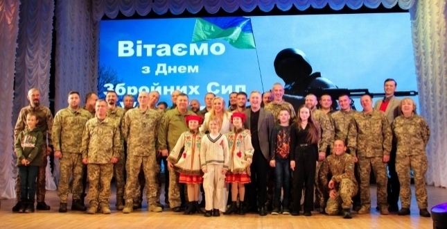 Олександр Поповцев привітав військовослужбовців з Днем Збройних Сил України
